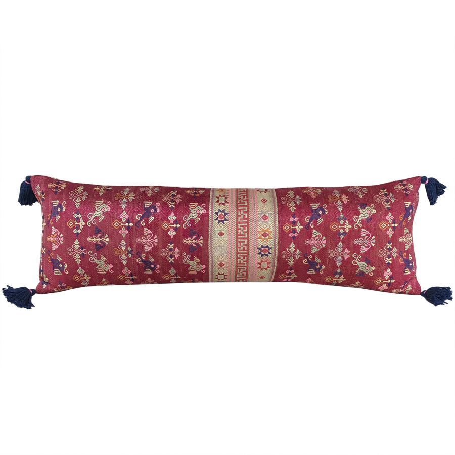 Exquisite Maonan Wedding Blanket Cushion