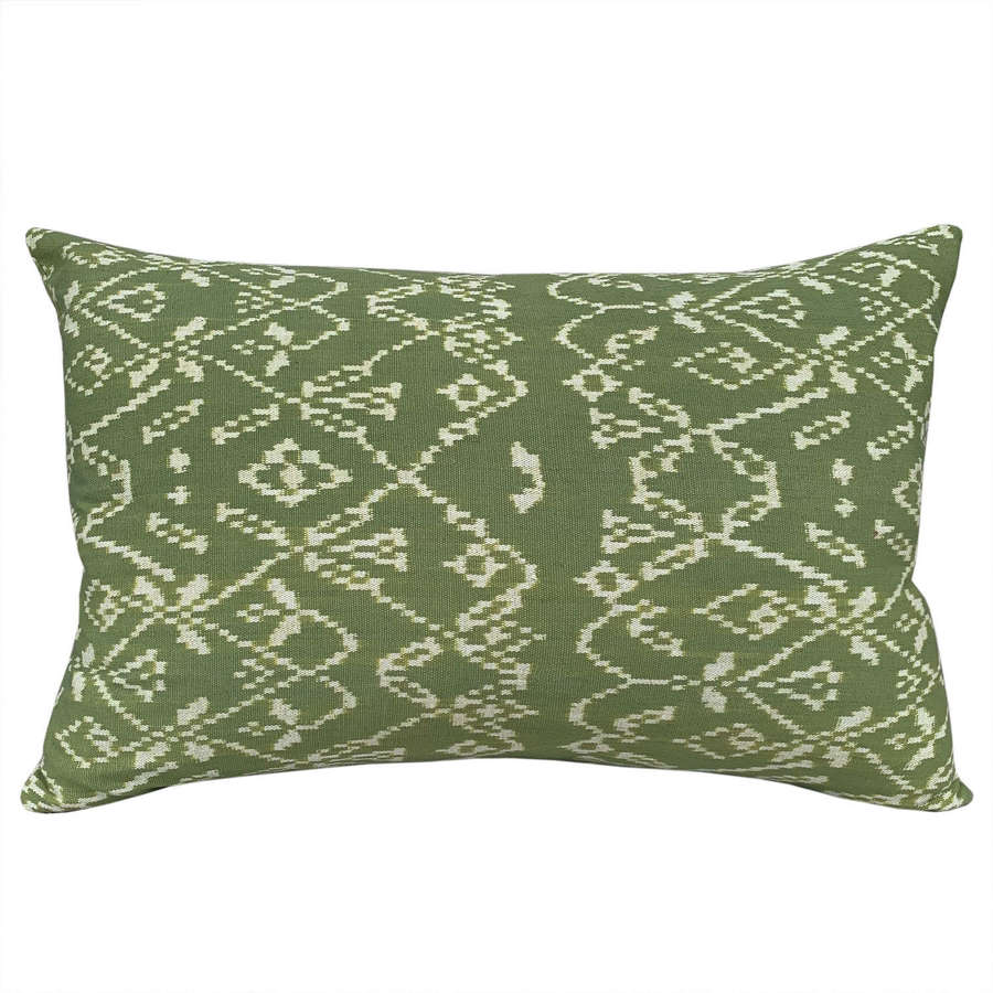 Rote ikat cushions - green