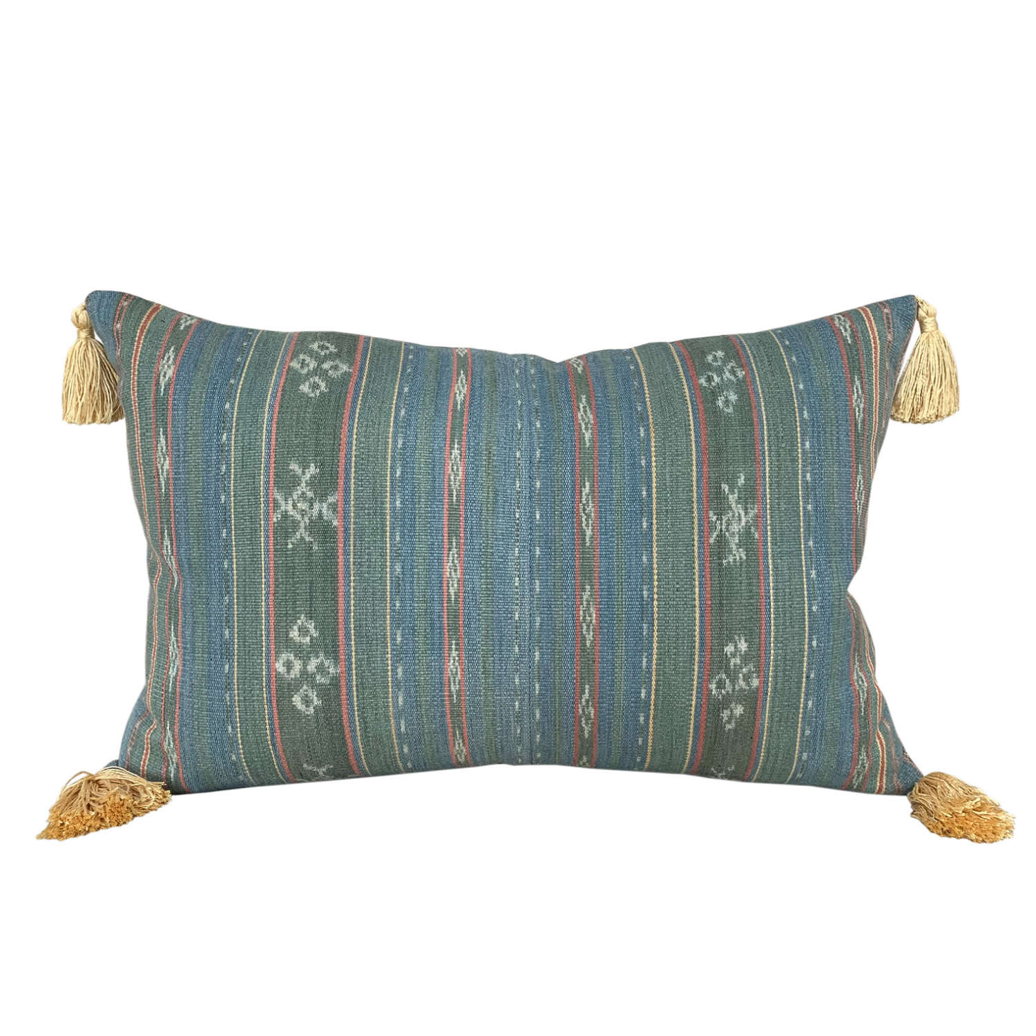Flores ikat cushions with tassels