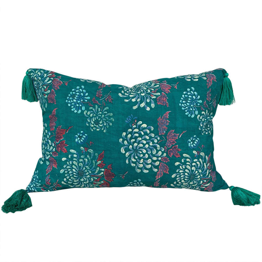 Chrysanthemum cushion with tassels