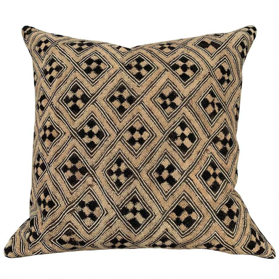Kuba cloth cushion