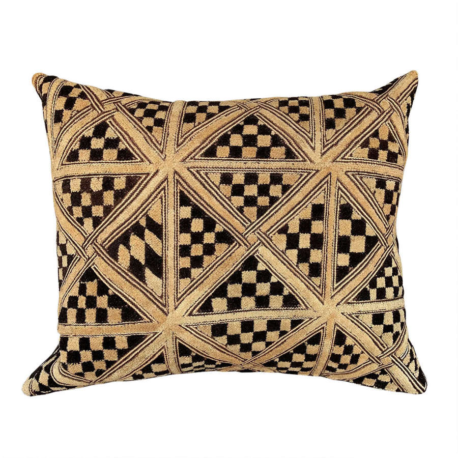 Kuba cloth cushion