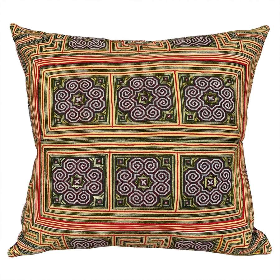 Miao Collar Cushion