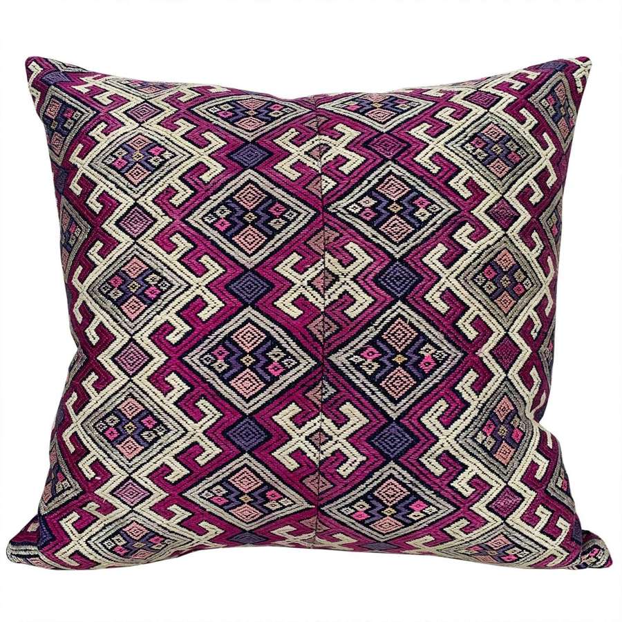 Buyi wedding blanket cushion