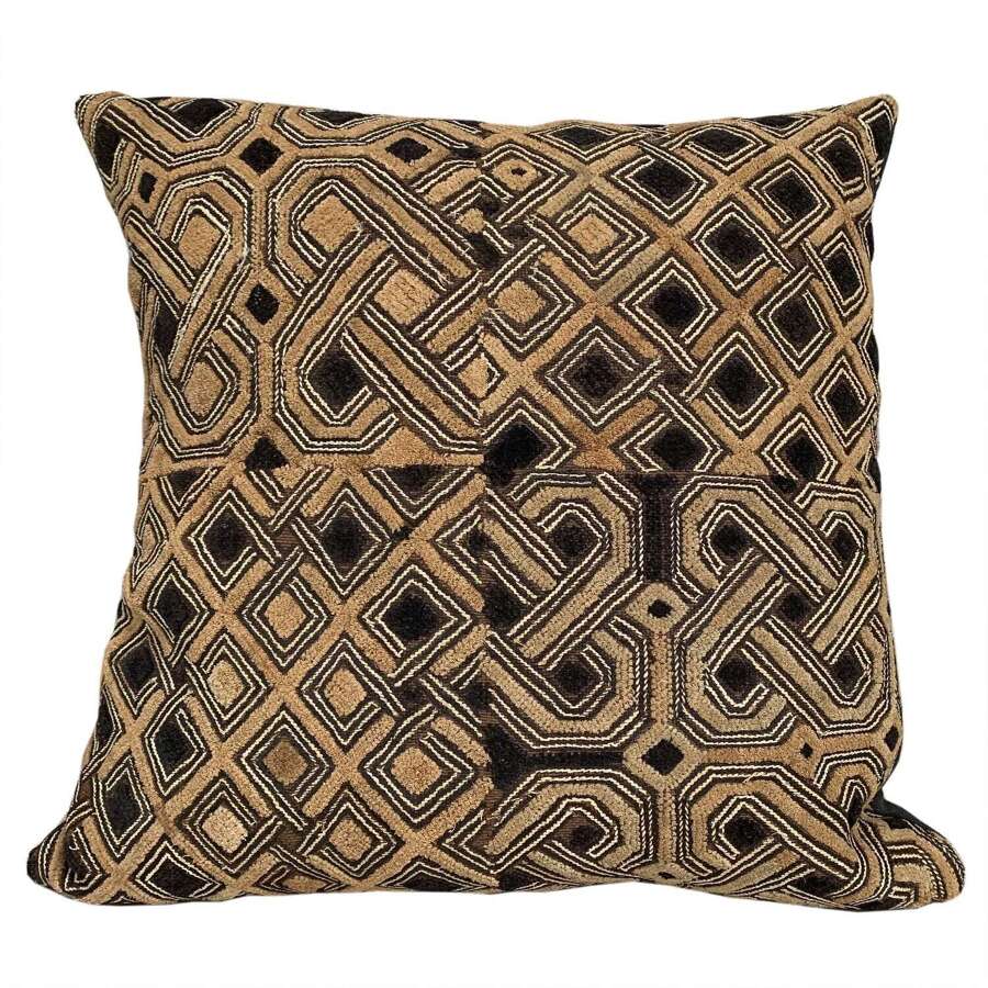 Kuba cloth cushion