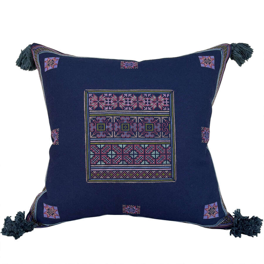 Akha Embroidery Cushion With Tassels
