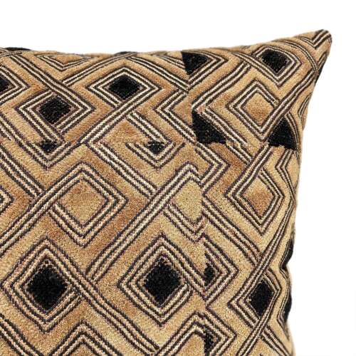 Kuba cloth cushion